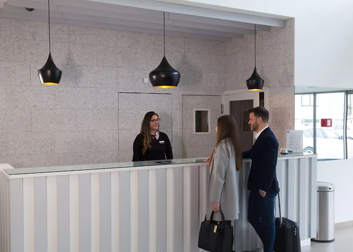 波尔图盖亚公园酒店 3*